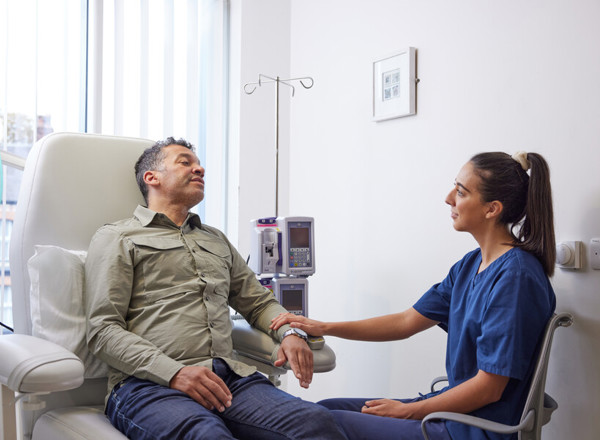 chemotherapy nurse and patient, chemotherapy department, September 2022, Pan Artists, Leslie Maylett, Chemotherapy staff nurse, Jessica Coombs