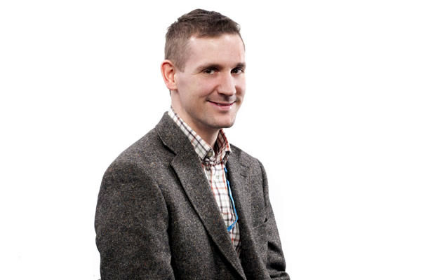 Dr Julian Scott-Warren