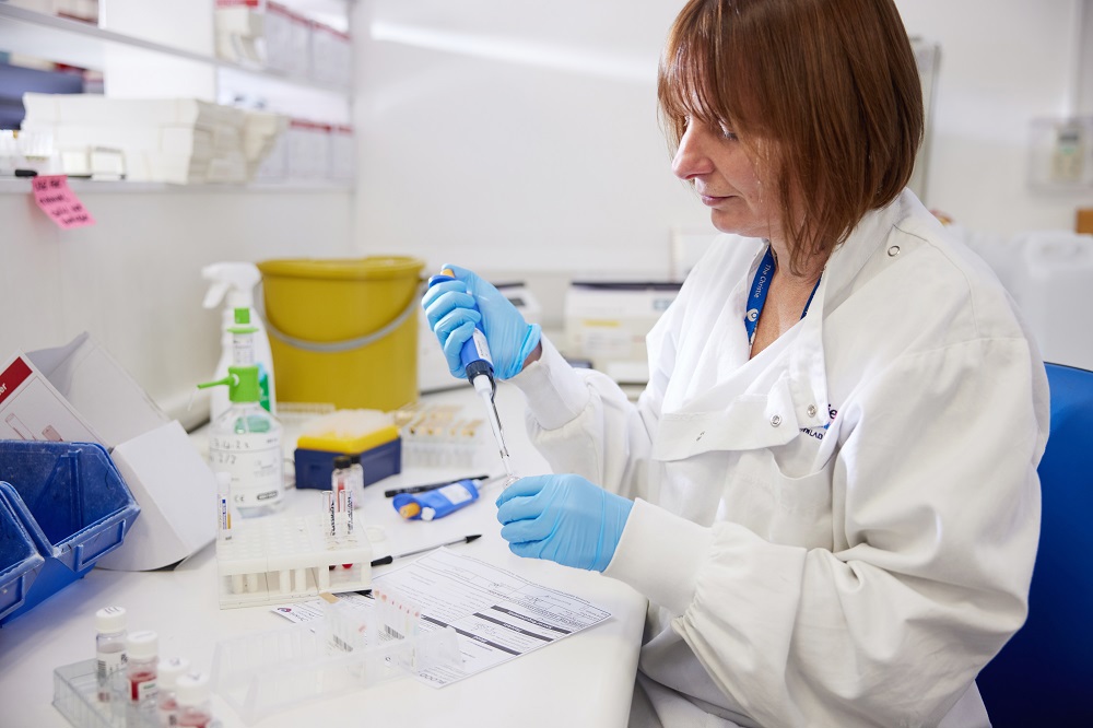 CH008055 Pack Research Photo